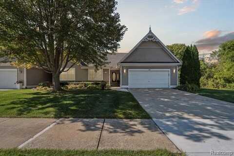 133 Victoria Park Drive, Howell, MI 48843