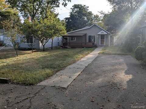 2305 Hester Court, Keego Harbor, MI 48320
