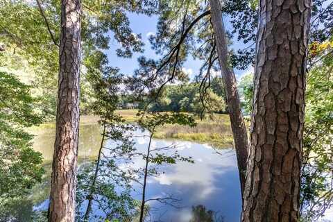 42 Scufflefield Road, Newport News, VA 23602