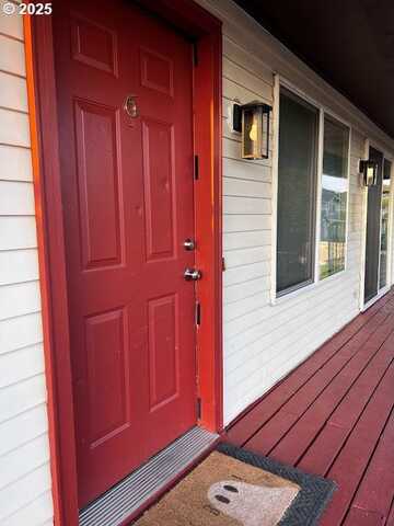 8208 NE 13TH AVE, Vancouver, WA 98665