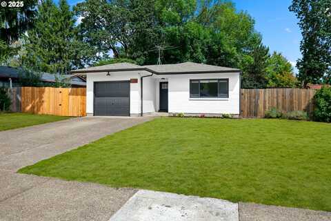 2008 N CAROL AVE, Newberg, OR 97132