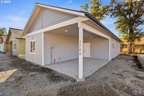 2104 True AVE, La Grande, OR 97850