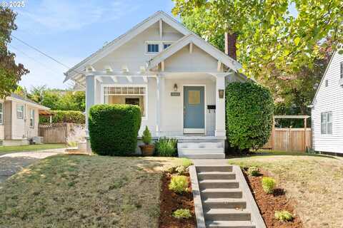 3343 NE 12TH AVE, Portland, OR 97212