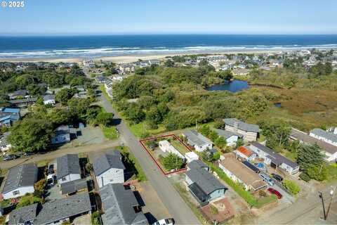503 S 6TH AVE, Rockaway Beach, OR 97136