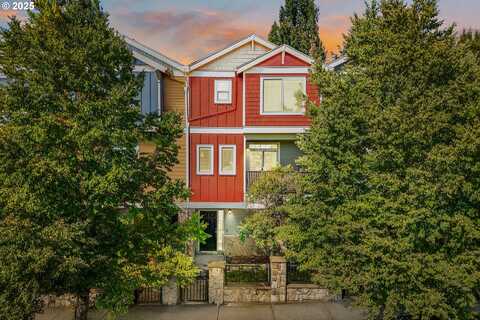 8420 NE NOELLE WAY, Hillsboro, OR 97006