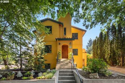 3242 NE 13TH AVE, Portland, OR 97212