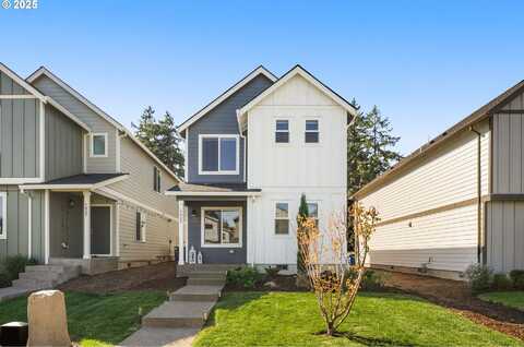 4025 VILLAGE CENTER DR, Salem, OR 97302