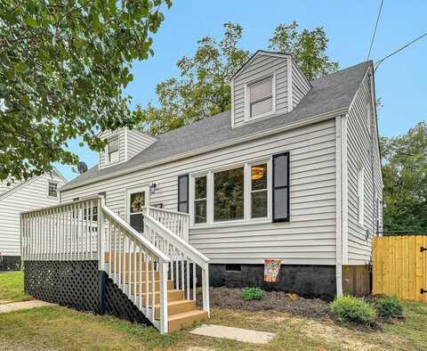 2508 Churchill DR NW, Roanoke, VA 24012