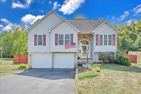 201 Eagle Ridge, Roanoke, VA 24012