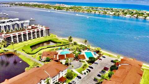 7030 Half Moon Circle, Hypoluxo, FL 33462