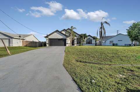 678 SW Pueblo Terrace, Port Saint Lucie, FL 34953