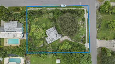 2068 Prairie Road, Palm Springs, FL 33406