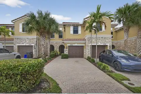 10348 Wellington Parc Drive, Wellington, FL 33449