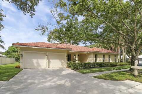 18951 Painted Leaf Court, Jupiter, FL 33458