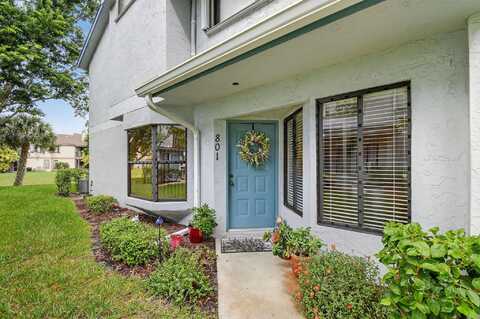 801 Harbour Pointe Way, Greenacres, FL 33413