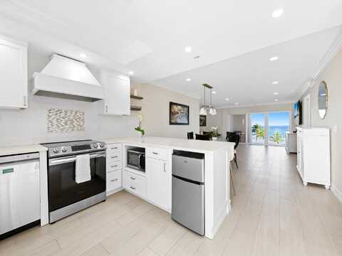 3101 S Ocean Boulevard, Highland Beach, FL 33487
