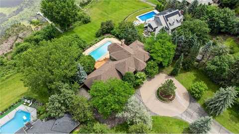 6541 Beach Road, Eden Prairie, MN 55344