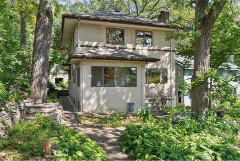2203 Como Avenue, Saint Paul, MN 55108