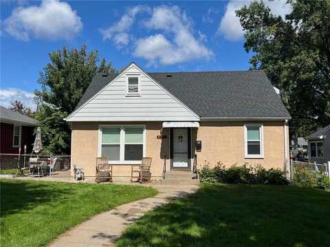 1637 Iowa Avenue E, Saint Paul, MN 55106