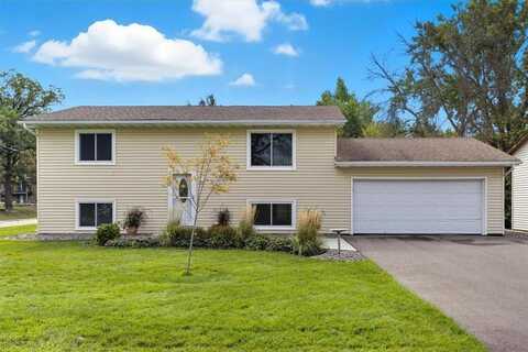802 9th Avenue SW, Forest Lake, MN 55025