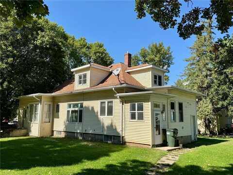 120 Park Avenue W, Renville, MN 56284