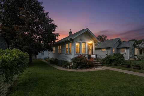 5416 44th Avenue S, Minneapolis, MN 55417