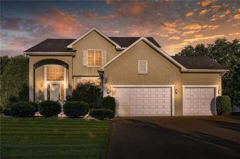 9331 Austrian Pine Avenue N, Brooklyn Park, MN 55443