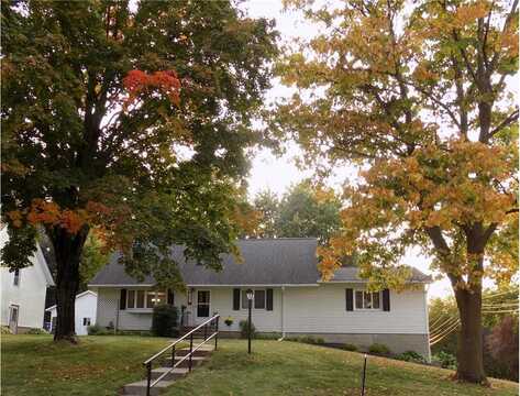 106 State Street, Kenyon, MN 55946