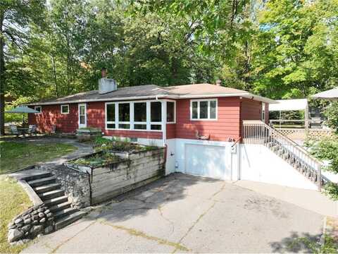 428 Walker Bay Boulevard, Walker, MN 56484