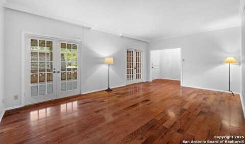 7731 Broadway, San Antonio, TX 78209