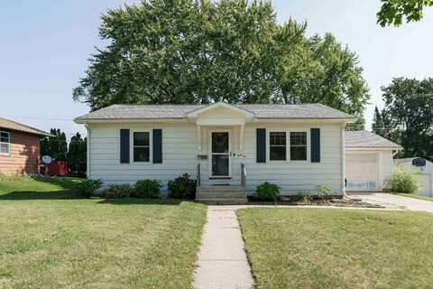 42 Wilson Avenue, Fort Atkinson, WI 53548