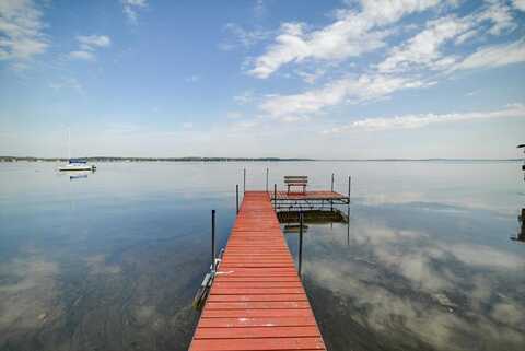 5026 Lake Mendota Drive, Madison, WI 53705