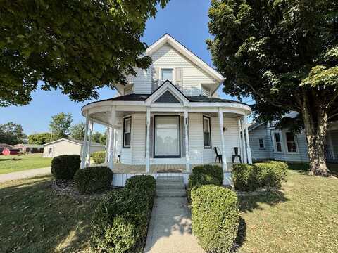 527 S Adams Street, Versailles, IN 47042