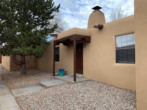 2388 Camino Capitan unit: 2, Santa Fe, NM 87505