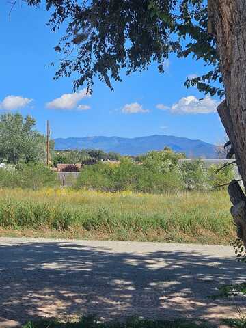 1407 Borrego Pass, Santa Fe, NM 87507