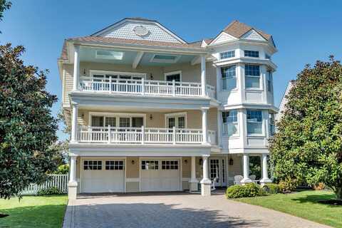 1621 New York Ave Ave, Cape May, NJ 08204