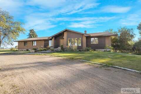 435 N 1500 E, St Anthony, ID 83445