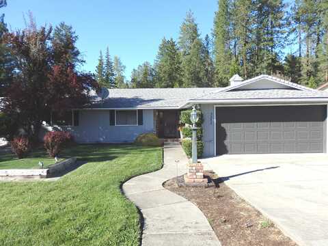 3353 Cheyenne Drive, Grants Pass, OR 97527