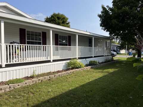 2405 Treelane Dr., Traverse City, MI 49686