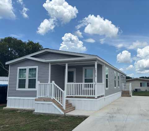 38519 Mallard Ct, Dade City, FL 33525