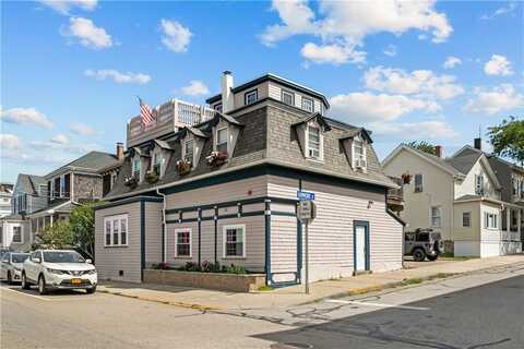 6 Hammond Street, Newport, RI 02840