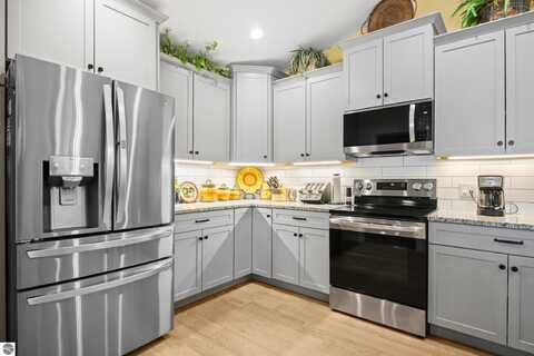859 Carson Street, Traverse City, MI 49684