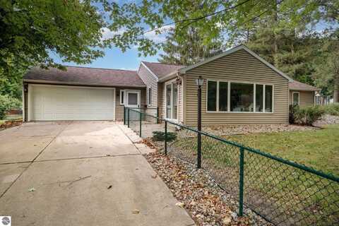 534 Iowa Street, Alma, MI 48801