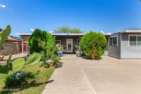 2961 E 30th Street, Tucson, AZ 85713