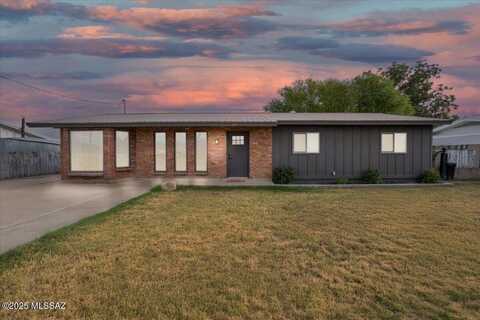 417 E Lonestar Road, Safford, AZ 85546