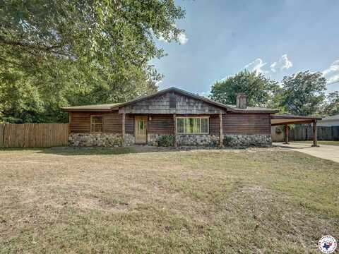6 E AVENUE E, Hooks, TX 75561