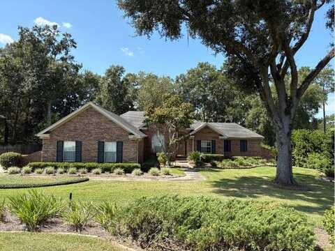 8368 INVERNESS Drive, Tallahassee, FL 32312
