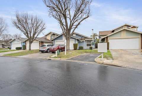 2238 N Gowdy Street, Visalia, CA 93292