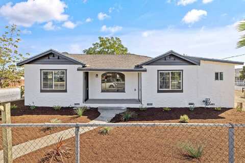 104 E San Joaquin Street, Avenal, CA 93204