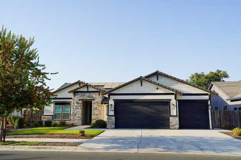 2360 W Bel Aire Court, Porterville, CA 93257